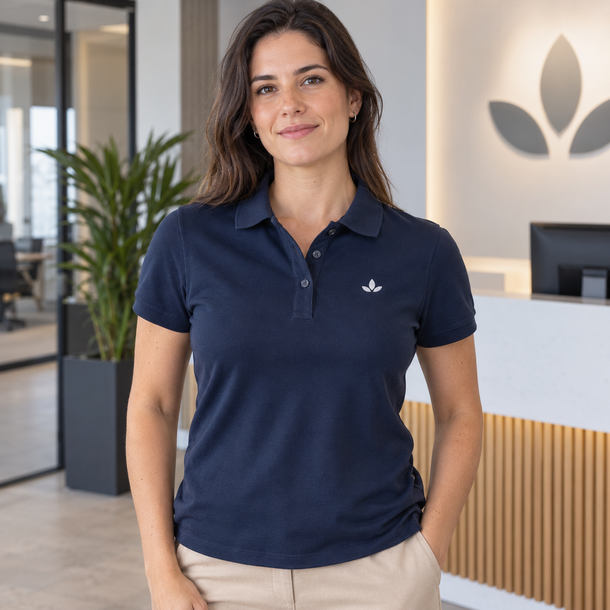 Remera polo azul marino personalizada para mujer